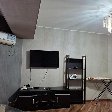 Apartment In Street Kievskaya 49 Bishkek Exterior foto