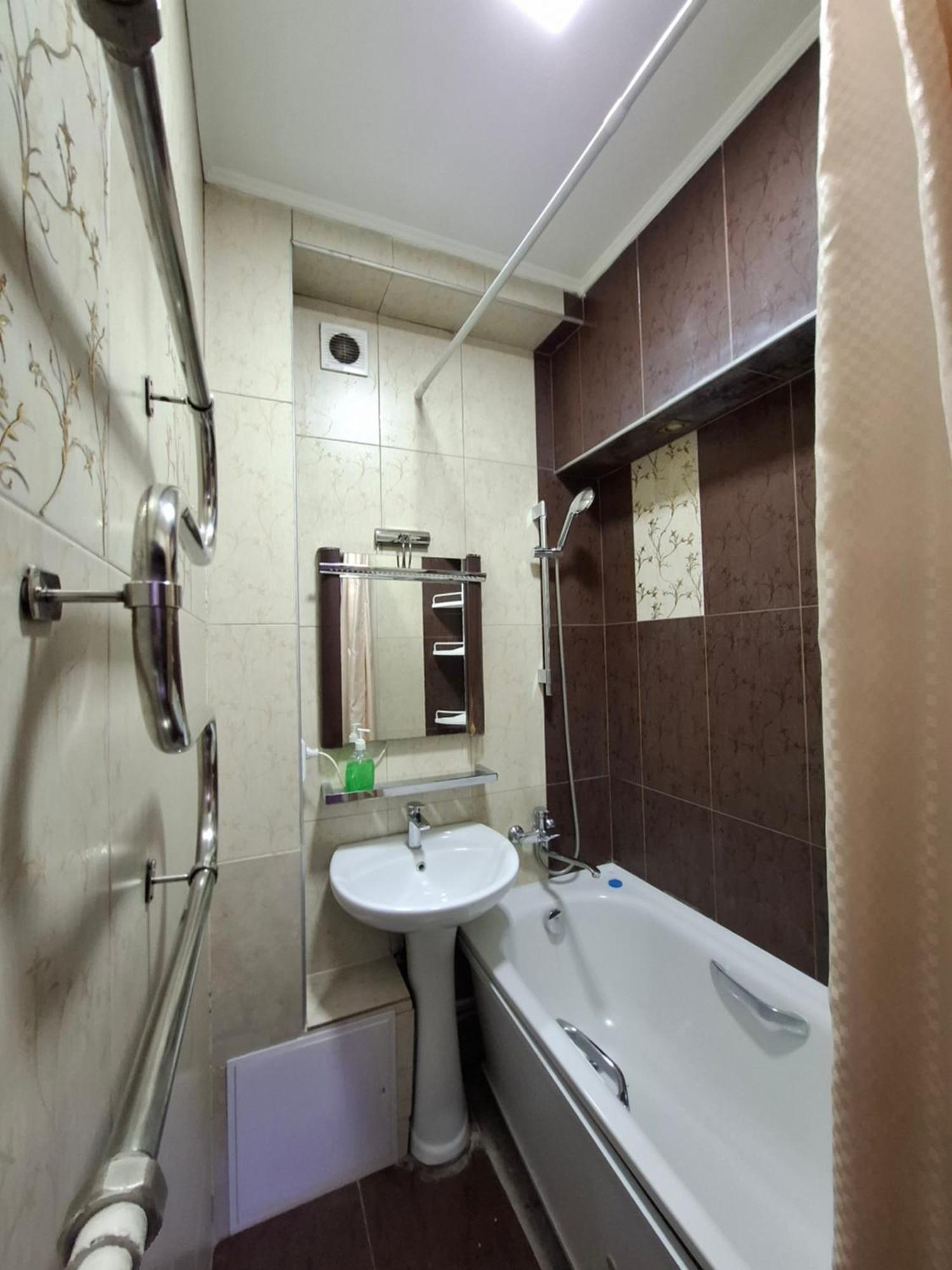 Apartment In Street Kievskaya 49 Bishkek Exterior foto